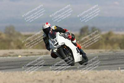 media/Dec-07-2025-CVMA (Sun) [[3e7d2de5dc]]/Race 8-Middleweight Shootout/